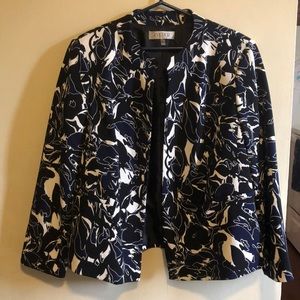 Womens blazer size 16w